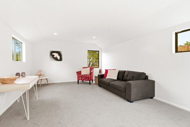 Photo of property in 18 Darlington Terrace, Miramar, Wellington, 6022