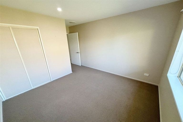 Photo of property in 80 Bowhill Road, New Brighton, Christchurch, 8083