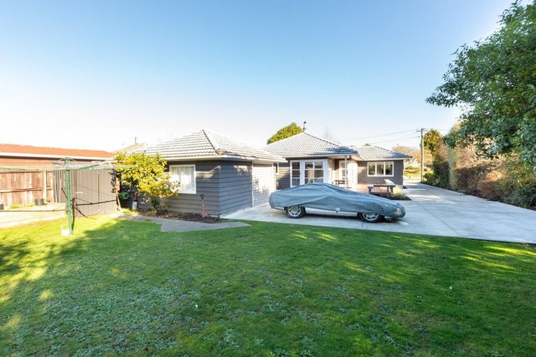 Photo of property in 21 Weir Place, Hoon Hay, Christchurch, 8025
