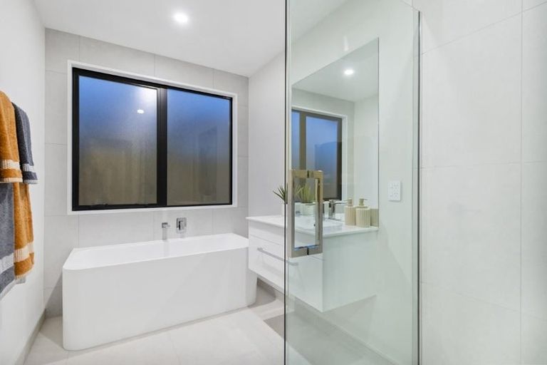 Photo of property in 35 Timara Crescent, Marshland, Christchurch, 8083