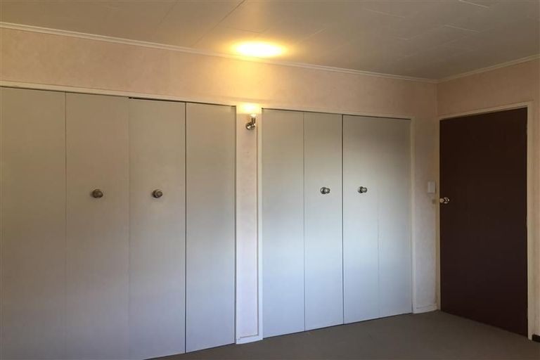 Photo of property in 2/63 Seddon Crescent, Marewa, Napier, 4110