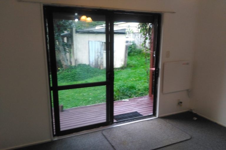 Photo of property in 42 Kamahi Street, Stokes Valley, Lower Hutt, 5019