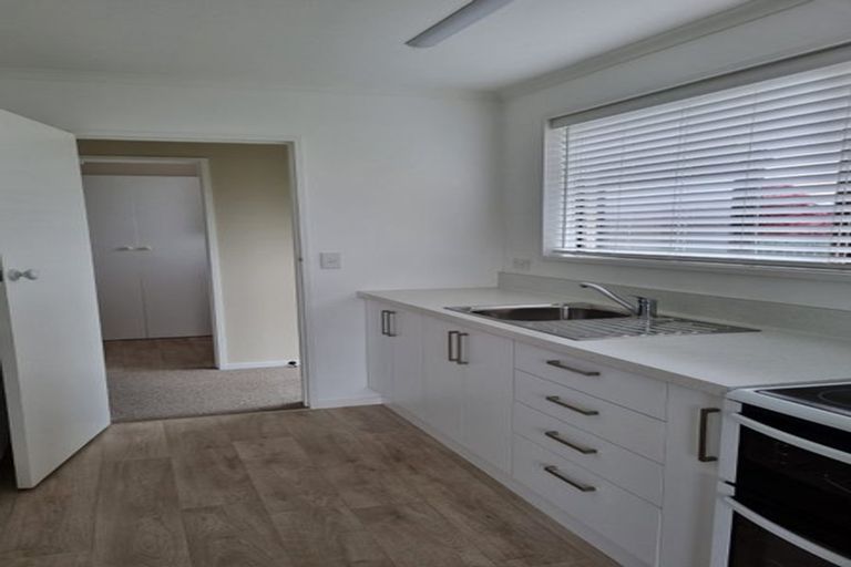 Photo of property in 54c Avenue Road, West End, Timaru, 7910