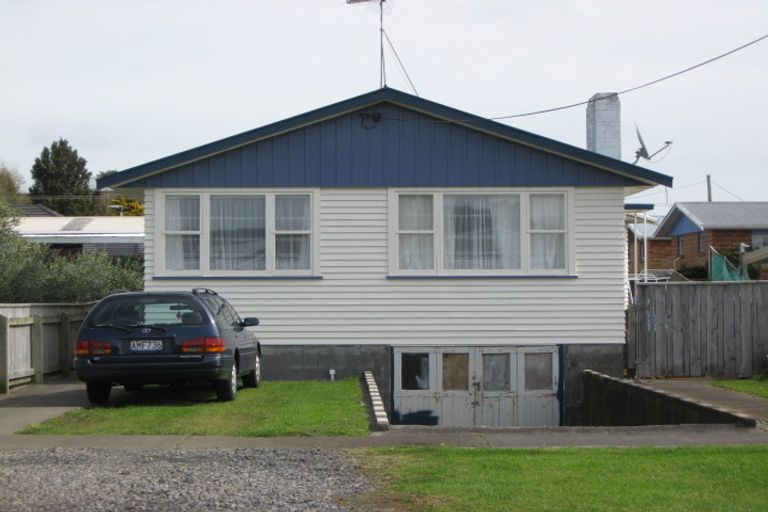 Photo of property in 69 Domett Street, Waitara, 4320