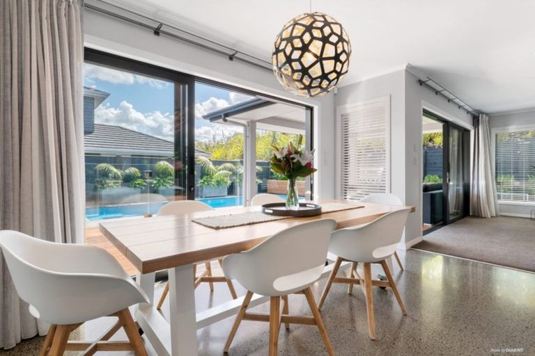 Photo of property in 16 Boocock Crescent, Orewa, 0931