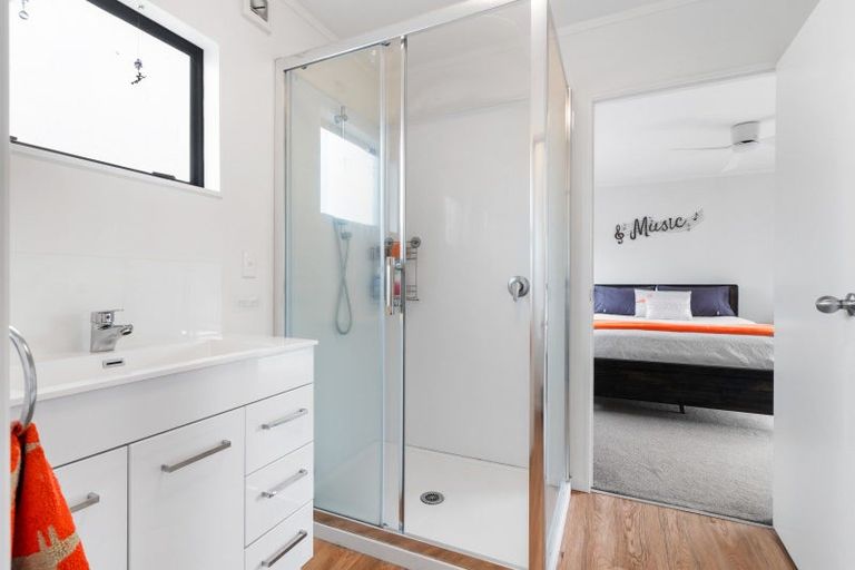 Photo of property in 143b Durrant Drive, Whangamata, 3620