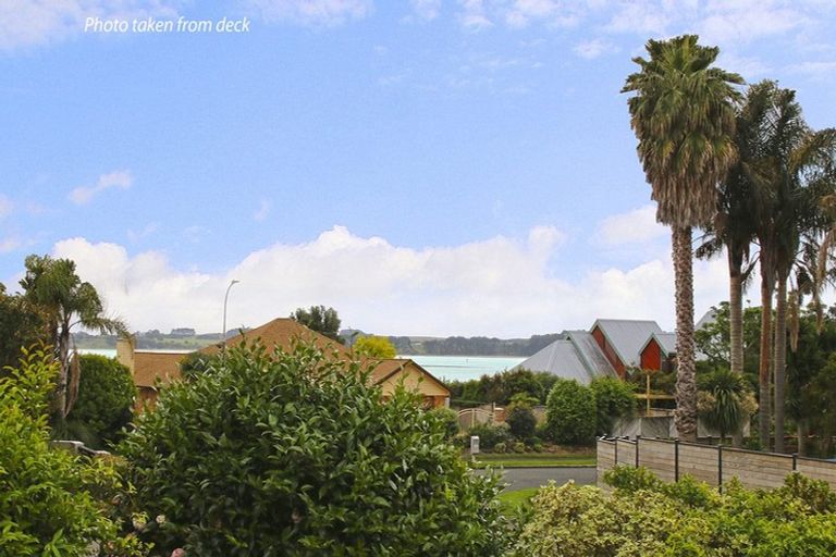 Photo of property in 14a Ruamoana Place, Omokoroa, 3114