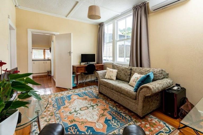 Photo of property in 81 Elizabeth Street, Mount Victoria, Wellington, 6011