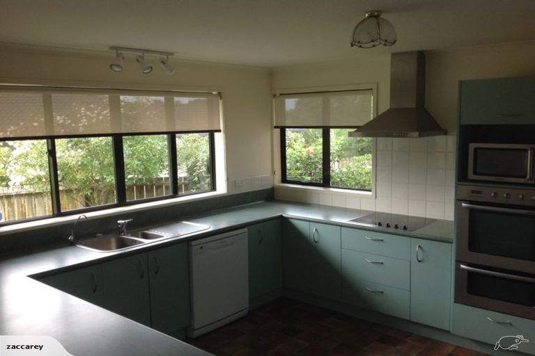 Photo of property in 10 Governor Grey Road, Snells Beach, 0920