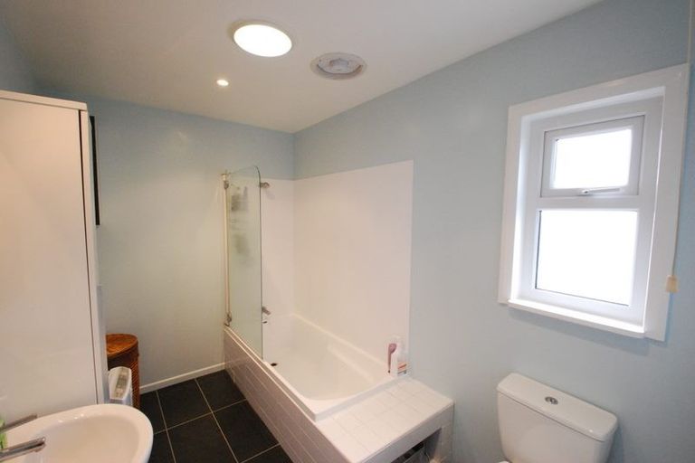 Photo of property in 3 Central Terrace, Alicetown, Lower Hutt, 5010