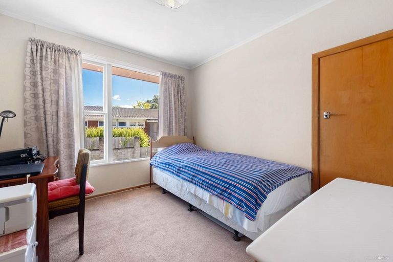 Photo of property in 25a Rodney Street, Howick, Auckland, 2014