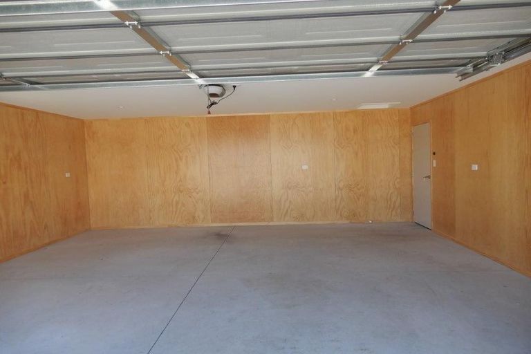 Photo of property in 15 Victoria Street, Hawera, 4610