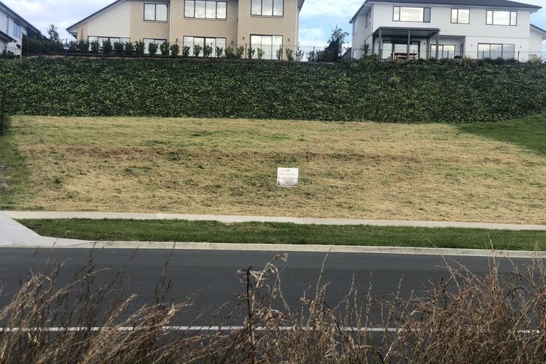 Photo of property in 100 Arran Point Parade, Orewa, 0931