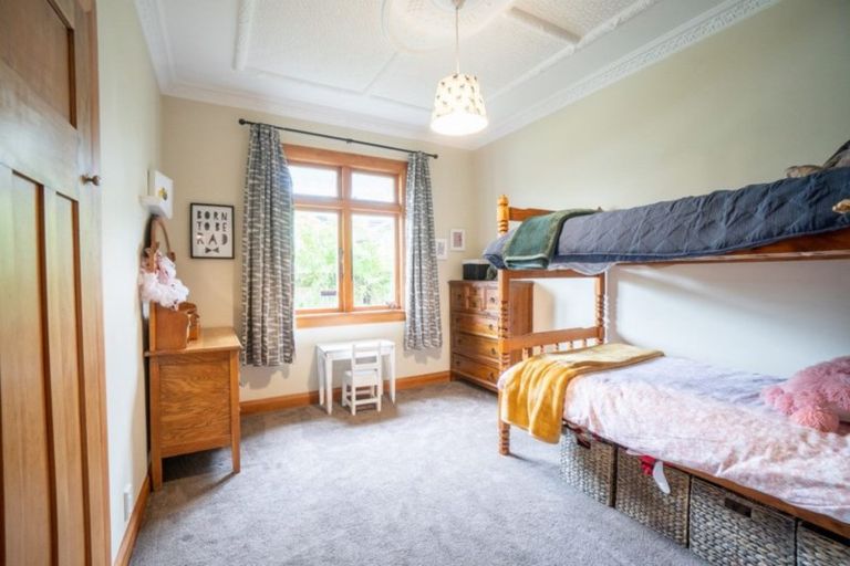 Photo of property in 24 Thomson Street, West End, Palmerston North, 4412