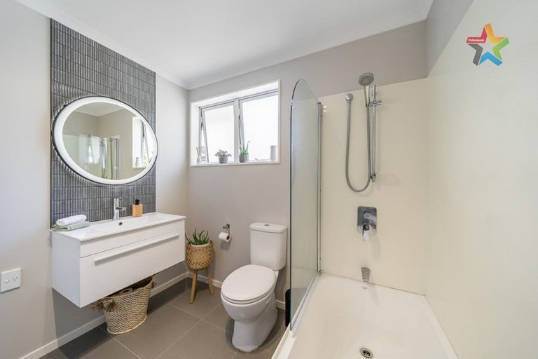 Photo of property in 2/6 Galway Street, Waterloo, Lower Hutt, 5011