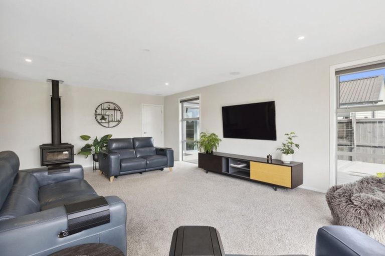 Photo of property in 23 Thornly Park Avenue, Mosgiel, 9024