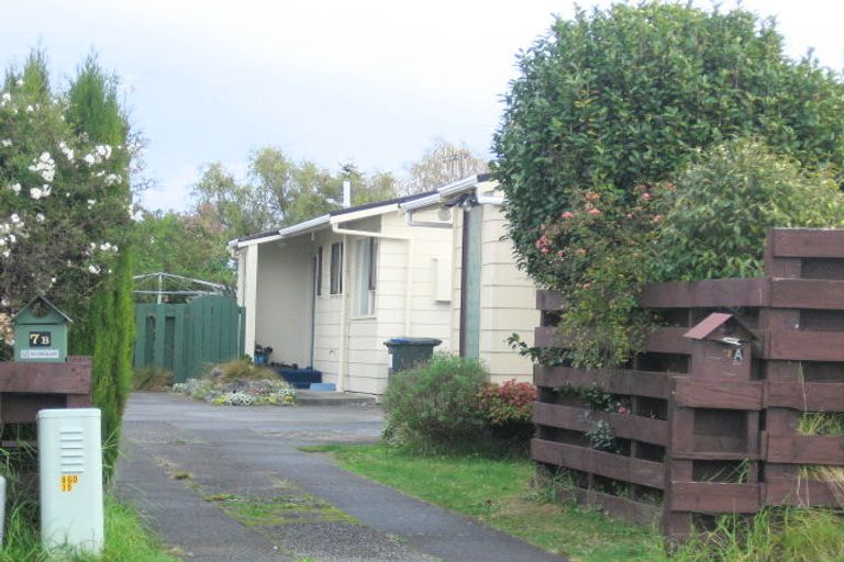 Photo of property in 7b Cypress Grove, Paraparaumu, 5032