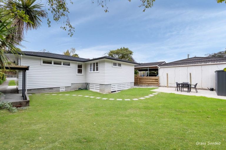 Photo of property in 32 Field Street, Silverstream, Upper Hutt, 5019