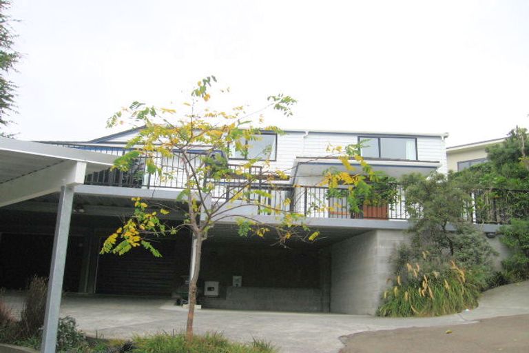 Photo of property in 61 Sunrise Boulevard, Tawa, Wellington, 5028
