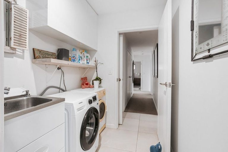 Photo of property in 3 Taioma Close, Papamoa, 3118