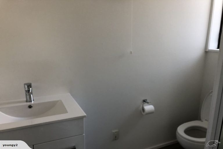 Photo of property in 5 Farm Lane, Parklands, Christchurch, 8083