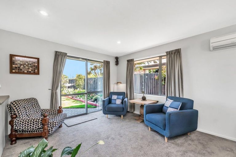 Photo of property in 18 Stanwood Grove, Darfield, 7510