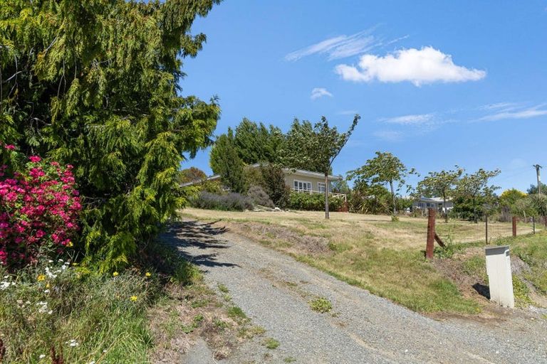 Photo of property in 17 Oxford Street, Waikari, 7420