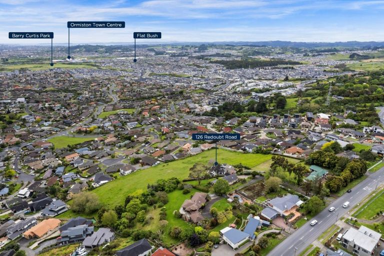Photo of property in 126 Redoubt Road, Goodwood Heights, Auckland, 2105