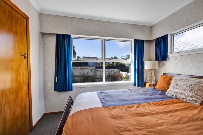 Photo of property in 5 Scott Street, Moturoa, New Plymouth, 4310