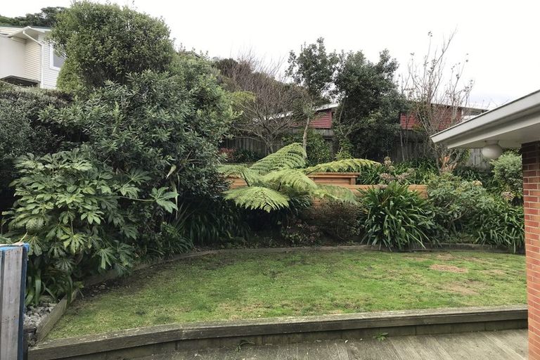 Photo of property in 62 Dowse Drive, Maungaraki, Lower Hutt, 5010