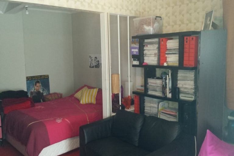 Photo of property in 30 Stoke Street, Newtown, Wellington, 6021