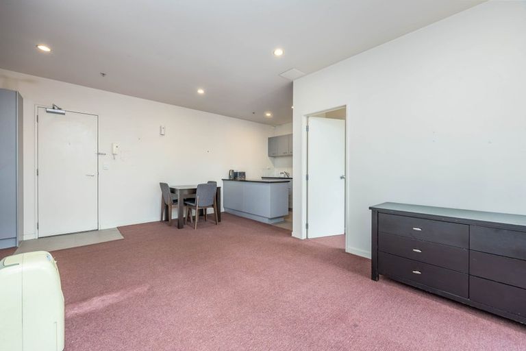 Photo of property in City Gardens Apartments, 8a/76 Albert Street, Auckland Central, Auckland, 1010