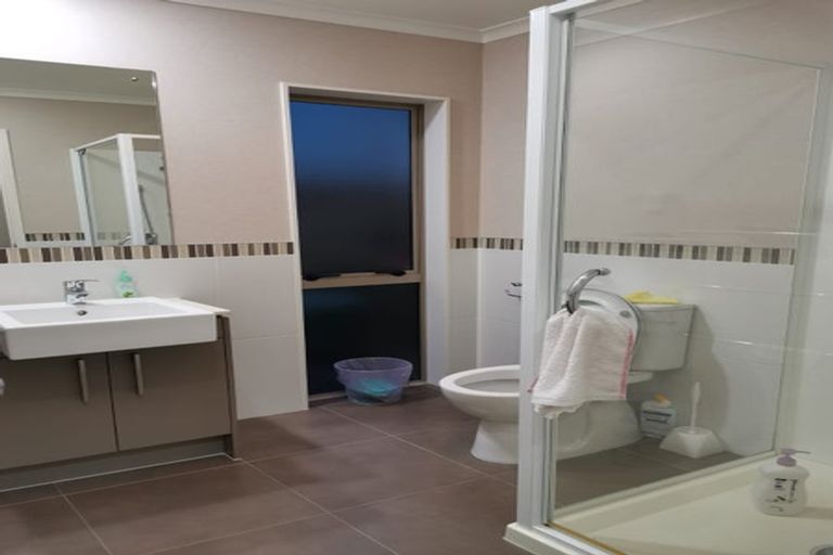 Photo of property in 64 Anchorage Drive, Karaka, Papakura, 2113