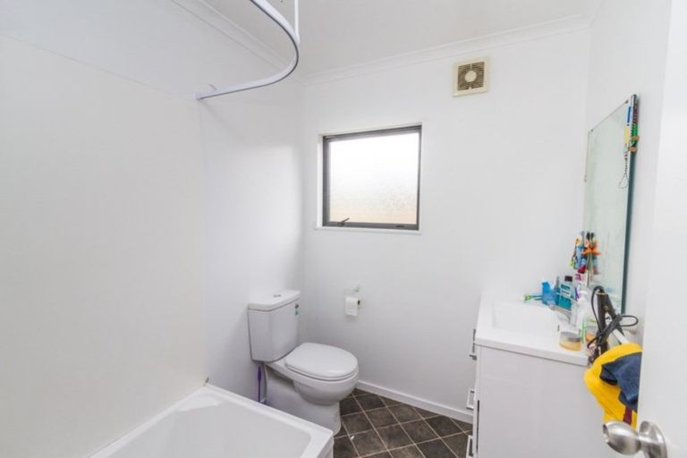 Photo of property in 11a Castor Crescent, Cannons Creek, Porirua, 5024