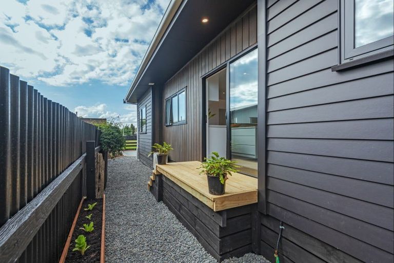 Photo of property in 10/59 Glenview Road, Glen Eden, Auckland, 0602