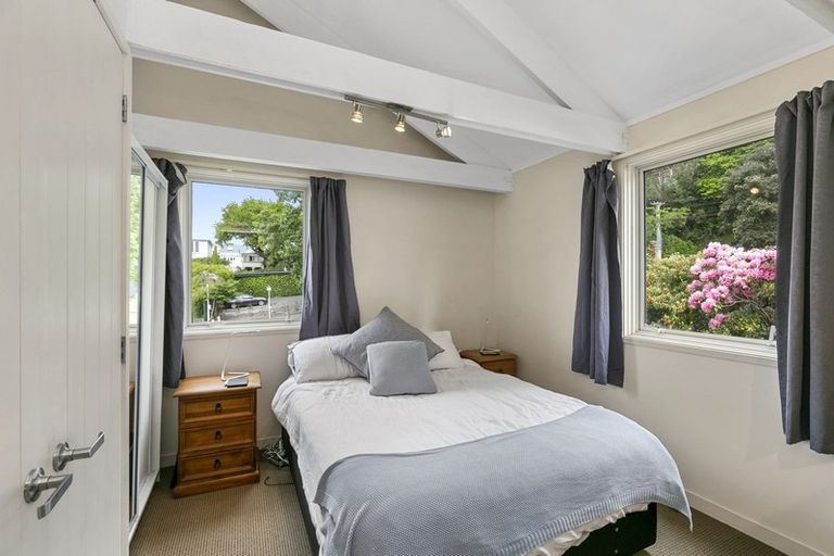 Photo of property in 24 Cottleville Terrace, Thorndon, Wellington, 6011