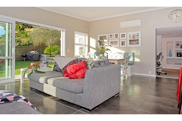 Photo of property in 144a Deep Creek Road, Torbay, Auckland, 0630