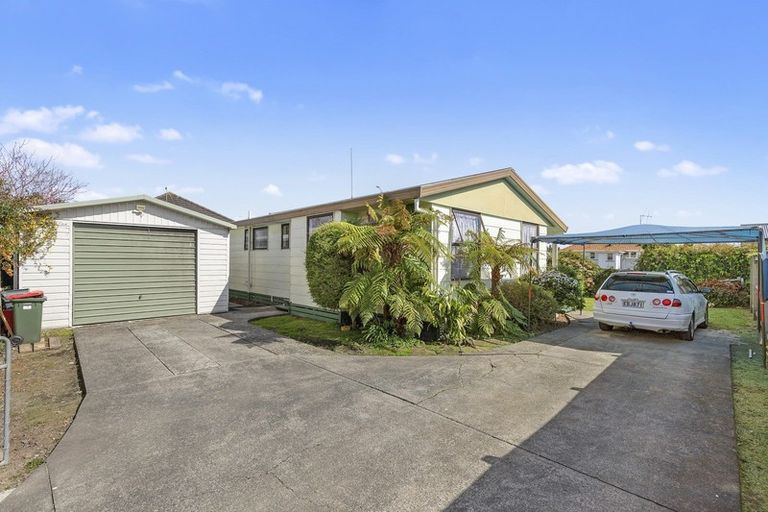 Photo of property in 11a Hockin Place, Fairfield, Hamilton, 3214
