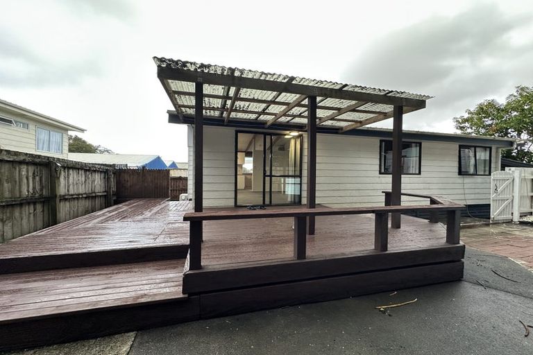 Photo of property in 2/46 Station Road, Pukekohe, 2120