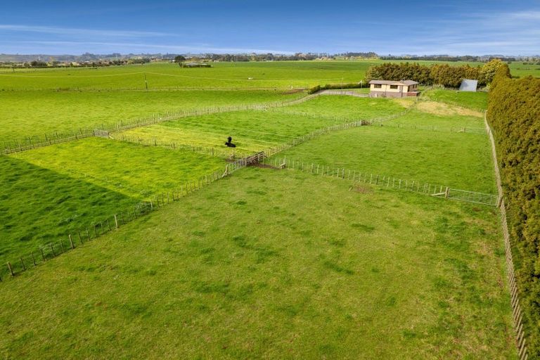Photo of property in 302 Otaraoa Road, Motunui, Waitara, 4383
