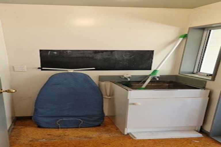 Photo of property in 2/770a Gloucester Street, Avonside, Christchurch, 8061