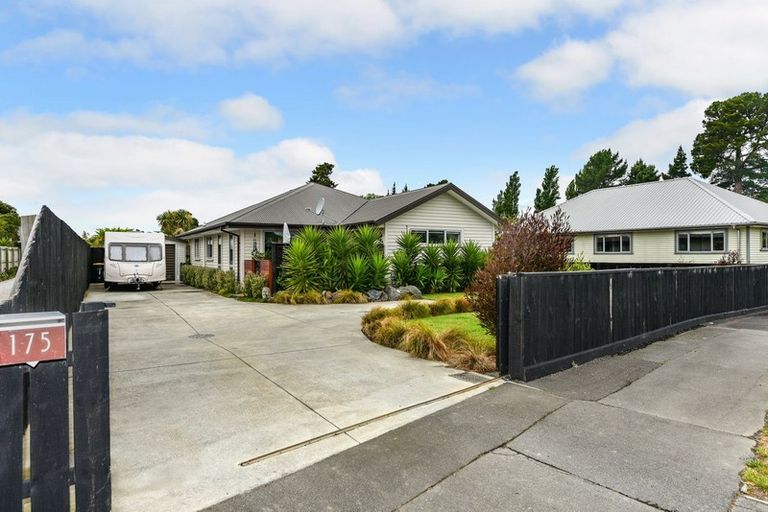 Photo of property in 175 Keyes Road, New Brighton, Christchurch, 8083