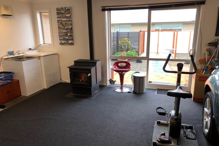 Photo of property in 51 Silver Springs Boulevard, Mosgiel, 9024