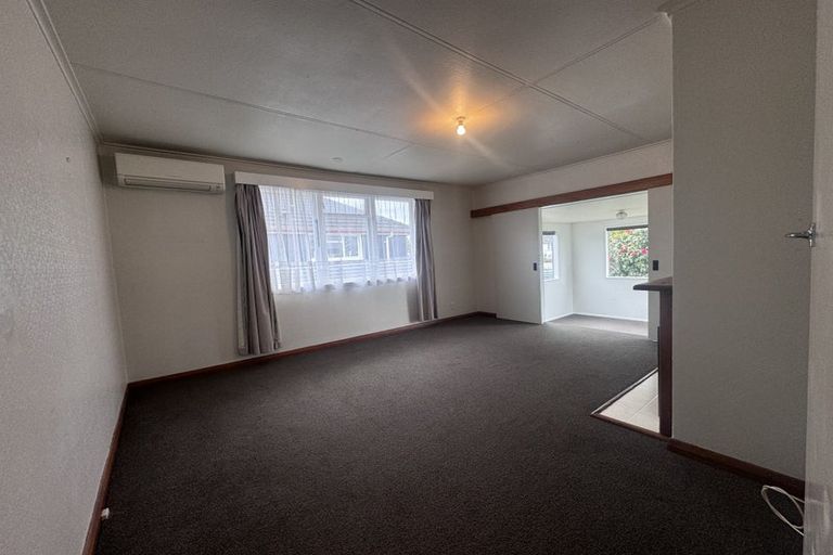 Photo of property in 24 Manchester Street, Takaro, Palmerston North, 4412