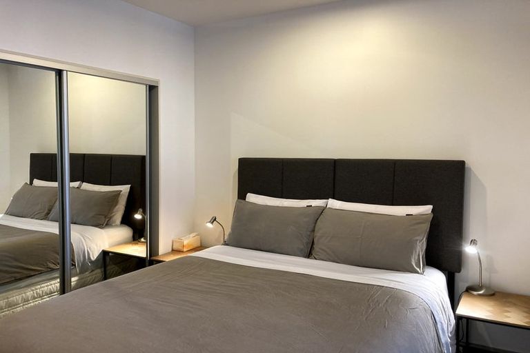 Photo of property in Atrium Towers, 6a/154 The Terrace, Wellington Central, Wellington, 6011