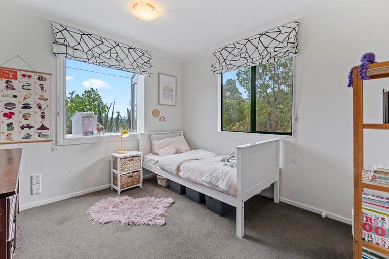 Photo of property in 211 Whitehills Road, Waitoki, Silverdale, 0994