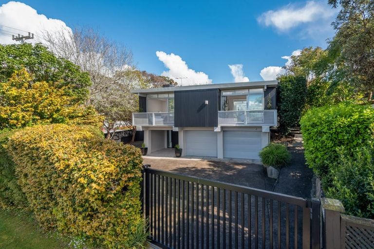 Photo of property in 473 Beach Road, Murrays Bay, Auckland, 0630
