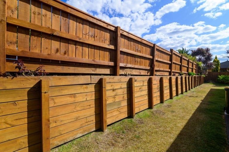 Photo of property in 19 Heaphy Place, Pukehangi, Rotorua, 3015