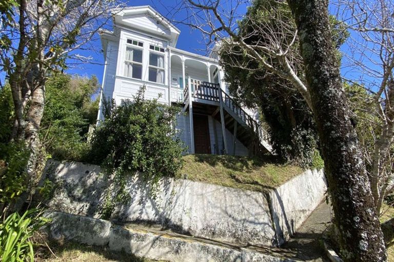 Photo of property in 33 Nottingham Street, Karori, Wellington, 6012