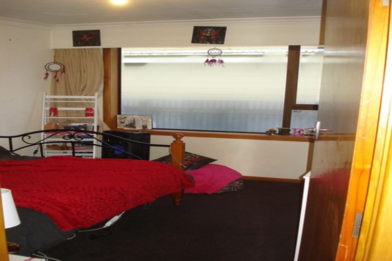 Photo of property in 38 Brydone Street, Edendale, 9825